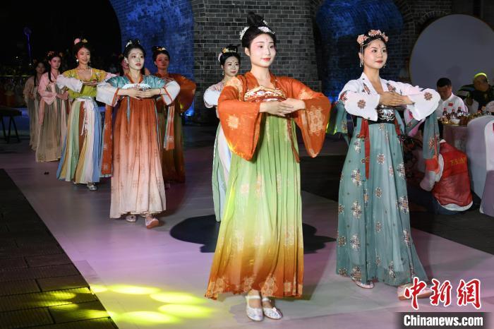 豪彩vip